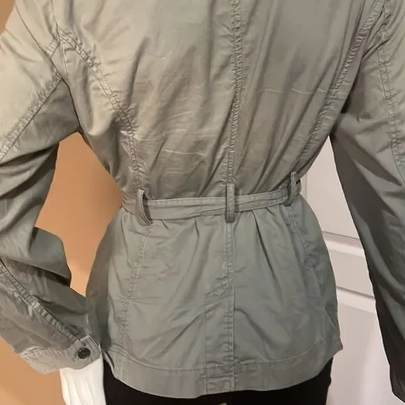 Reitmans Light jacket/Size 15 - Picture 5 of 11